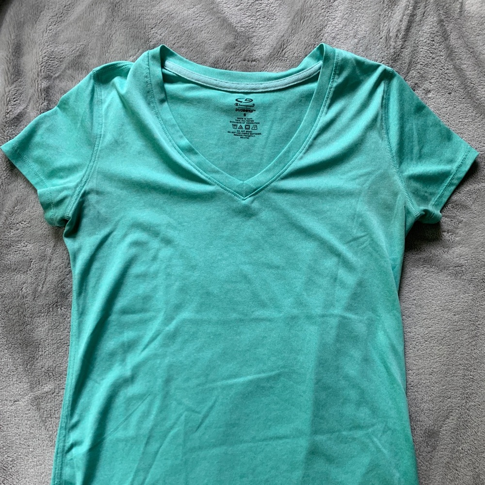 Champion athletic top
